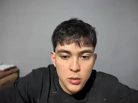 Snapshot of ivy_xo chatting on 10/07/25, 11:57 ivy xo online show from 10/07/25, 11:57