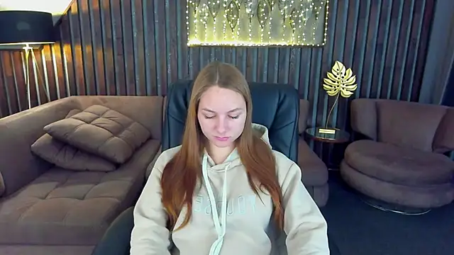 MilaAddams online show from 01/18/26, 06:39