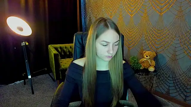 Snapshot of MilaAddams chatting on 05/14/26, 05:36 MilaAddams online show from 05/14/26, 05:36
