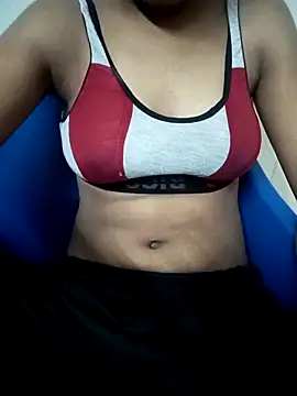 Snapshot of Akanksha789 chatting on 09/10/25, 03:06 Akanksha789 online show from 09/10/25, 03:06