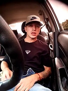 DebutingPathway online show from 11/10/25, 02:38