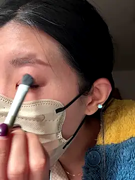 Snapshot of Lulu125216 chatting on 11/12/25, 03:01 Lulu125216 online show from 11/12/25, 03:01