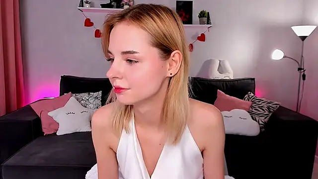 LillianShine online show from 09/09/25, 11:54