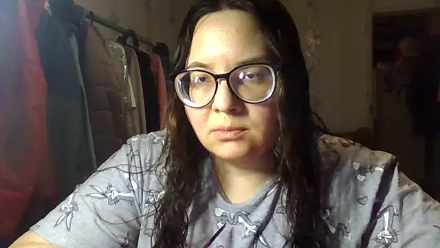 Snapshot of Vaessira chatting on 11/04/25, 06:07 Vaessira online show from 11/04/25, 06:07