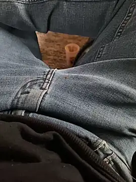 Snapshot of Pedro98801 chatting on 12/16/25, 09:53 Pedro98801 online show from 12/16/25, 09:53