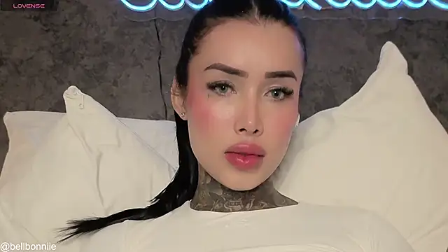 belllbonniie online show from 05/10/26, 03:17