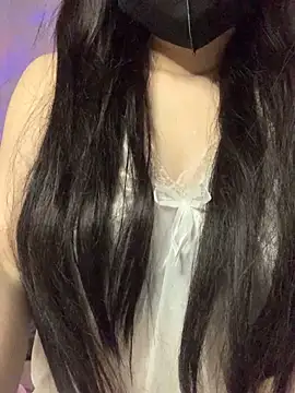 Snapshot of swallow-nice chatting on 11/24/25, 03:56 swallow-nice online show from 11/24/25, 03:56