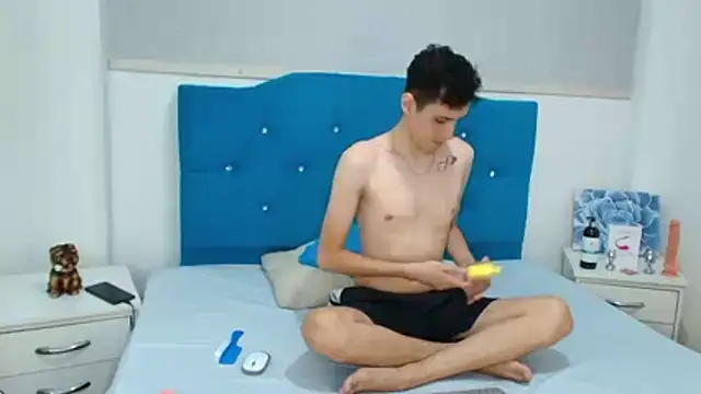 Snapshot of LuigiMarchetti chatting on 01/05/26, 08:23 LuigiMarchetti online show from 01/05/26, 08:23