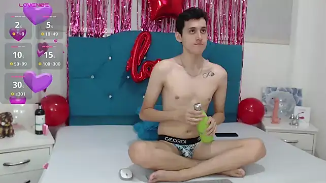 Snapshot of LuigiMarchetti chatting on 02/12/26, 08:04 LuigiMarchetti online show from 02/12/26, 08:04