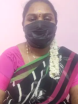 Snapshot of Tamil_Azhaghi25 chatting on 09/14/25, 04:28 Tamil Azhaghi25 online show from 09/14/25, 04:28