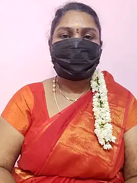 Snapshot of Tamil_Azhaghi25 chatting on 09/19/25, 04:18 Tamil Azhaghi25 online show from 09/19/25, 04:18