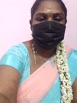 Snapshot of Tamil_Azhaghi25 chatting on 09/22/25, 04:42 Tamil Azhaghi25 online show from 09/22/25, 04:42