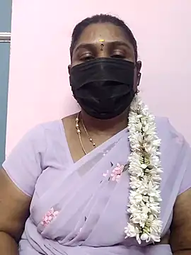 Snapshot of Tamil_Azhaghi25 chatting on 09/30/25, 04:45 Tamil Azhaghi25 online show from 09/30/25, 04:45