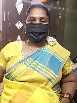 Snapshot of Tamil_Azhaghi25 chatting on 10/04/25, 05:22 Tamil Azhaghi25 online show from 10/04/25, 05:22