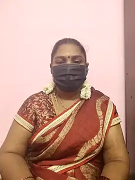 Snapshot of Tamil_Azhaghi25 chatting on 10/06/25, 04:37 Tamil Azhaghi25 online show from 10/06/25, 04:37