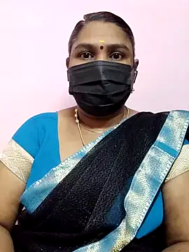 Snapshot of Tamil_Azhaghi25 chatting on 10/17/25, 04:53 Tamil Azhaghi25 online show from 10/17/25, 04:53