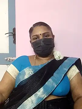 Snapshot of Tamil_Azhaghi25 chatting on 10/28/25, 05:48 Tamil Azhaghi25 online show from 10/28/25, 05:48