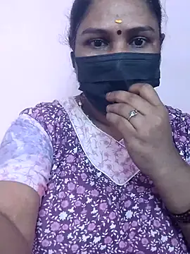 Snapshot of Tamil_Azhaghi25 chatting on 10/29/25, 06:59 Tamil Azhaghi25 online show from 10/29/25, 06:59