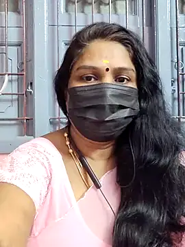 Snapshot of Tamil_Azhaghi25 chatting on 11/03/25, 04:52 Tamil Azhaghi25 online show from 11/03/25, 04:52