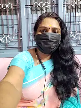 Snapshot of Tamil_Azhaghi25 chatting on 11/05/25, 06:41 Tamil Azhaghi25 online show from 11/05/25, 06:41