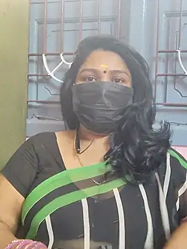 Snapshot of Tamil_Azhaghi25 chatting on 11/09/25, 07:28 Tamil Azhaghi25 online show from 11/09/25, 07:28