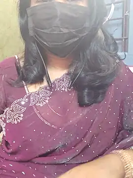 Snapshot of Tamil_Azhaghi25 chatting on 11/13/25, 06:12 Tamil Azhaghi25 online show from 11/13/25, 06:12