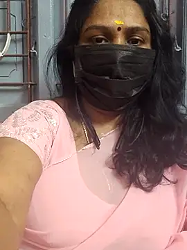 Snapshot of Tamil_Azhaghi25 chatting on 11/23/25, 07:46 Tamil Azhaghi25 online show from 11/23/25, 07:46