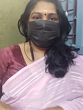 Snapshot of Tamil_Azhaghi25 chatting on 11/29/25, 07:44 Tamil Azhaghi25 online show from 11/29/25, 07:44