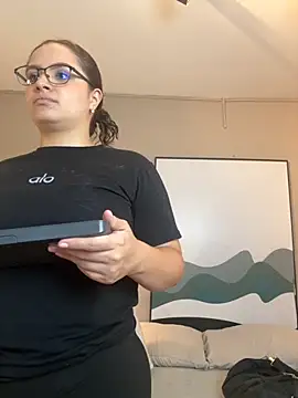 Tayler Kim online show from 11/29/25, 06:55