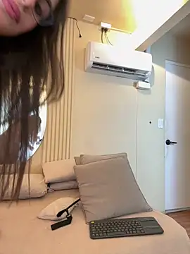 Tayler Kim online show from 03/28/26, 07:02