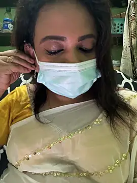 Snapshot of tamil_Nila_ chatting on 09/09/25, 07:08 tamil Nila  online show from 09/09/25, 07:08