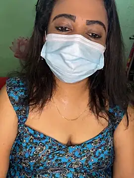 Snapshot of tamil_Nila_ chatting on 09/19/25, 02:18 tamil Nila  online show from 09/19/25, 02:18