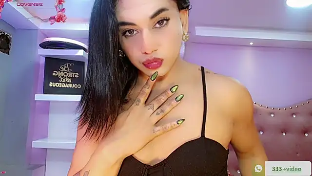 Valeria Swett  online show from 10/01/25, 07:31