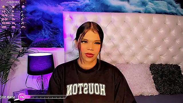 Valeria Swett  online show from 03/22/26, 08:34