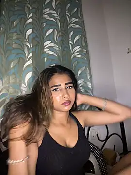 STRIP GLOW online show from 03/01/26, 05:26