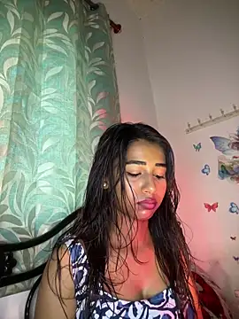 STRIP GLOW online show from 04/10/26, 12:54