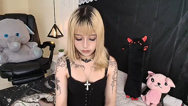 IvyBelle  online show from 04/15/26, 11:28