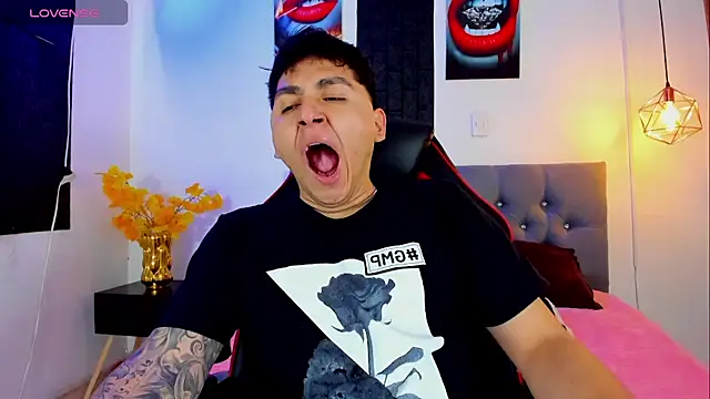 Nicolas James Sc online show from 09/23/25, 02:53