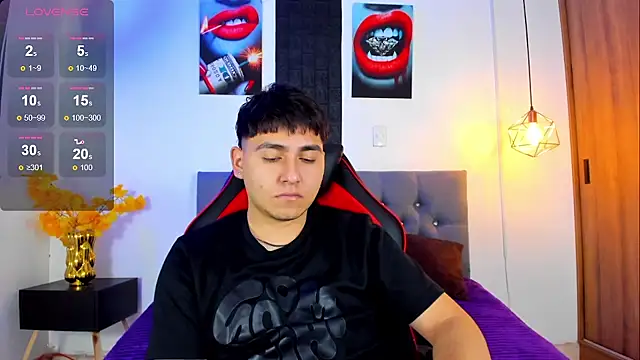 Nicolas James Sc online show from 11/05/25, 01:55