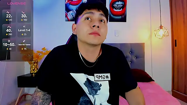 Nicolas James Sc online show from 11/30/25, 01:15