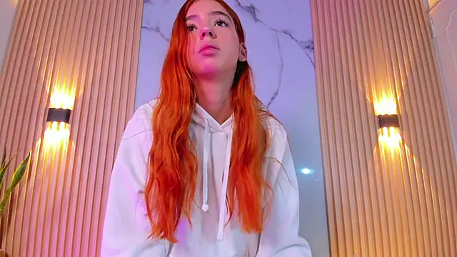 Snapshot of Alana_333 chatting on 11/10/25, 12:26 Alana 333 online show from 11/10/25, 12:26