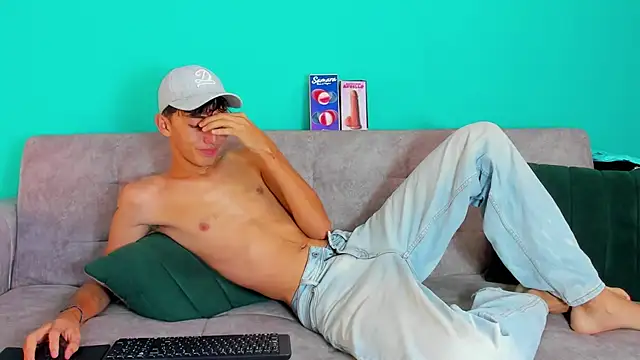 Maikol Ortiz online show from 10/24/25, 12:23