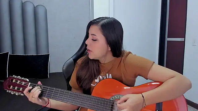 Charlotte-Star online show from 11/29/25, 07:50