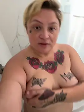 bbwbubbles77 online show from 12/22/25, 04:20