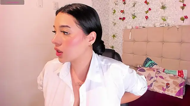 Snapshot of Scarlett_Hot7 chatting on 09/12/25, 05:07 Scarlett Hot7 online show from 09/12/25, 05:07