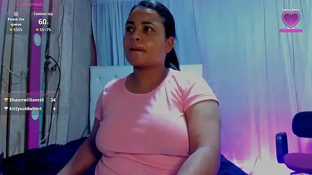 Snapshot of Zaphyra18 chatting on 10/10/25, 03:27 Zaphyra18 online show from 10/10/25, 03:27