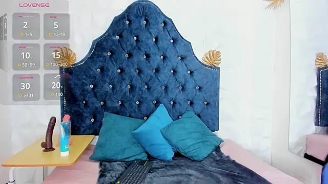  mia milf  online show from 03/23/26, 06:34