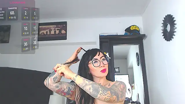 Vicky hotmilf online show from 04/15/26, 11:28