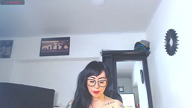 Vicky hotmilf online show from 07/13/26, 03:15