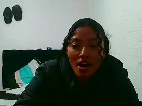 Snapshot of WILD_MULAN chatting on 10/10/25, 11:26 WILD MULAN online show from 10/10/25, 11:26